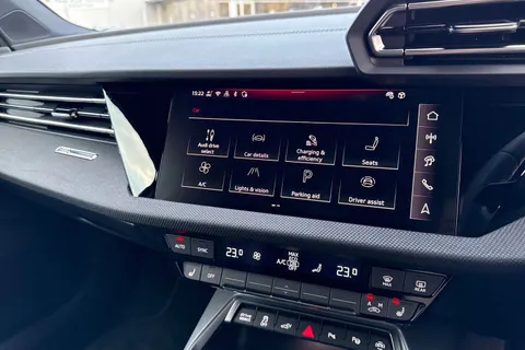 LR75CKX Audi A3 40 TFSI e Black Edition 5dr S Tronic Thumbnail #42