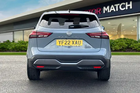 YF22XAU Nissan Qashqai 1.3 DIG-T MHEV Tekna+ XTRON Euro 6 (s/s) 5dr Thumbnail #5