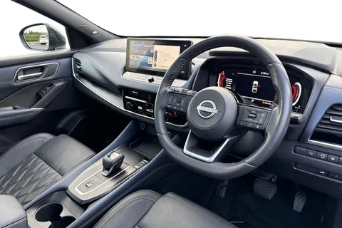 YF22XAU Nissan Qashqai 1.3 DIG-T MHEV Tekna+ XTRON Euro 6 (s/s) 5dr Thumbnail #14