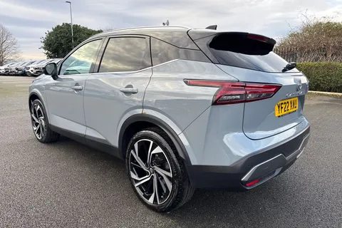 YF22XAU Nissan Qashqai 1.3 DIG-T MHEV Tekna+ XTRON Euro 6 (s/s) 5dr Thumbnail #29