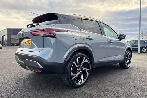 YF22XAU Nissan Qashqai 1.3 DIG-T MHEV Tekna+ XTRON Euro 6 (s/s) 5dr Thumbnail #32
