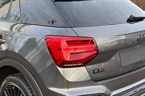  Audi Q2 1.5 TFSI CoD 35 Black Edition S Tronic Euro 6 (s/s) 5dr Thumbnail #8