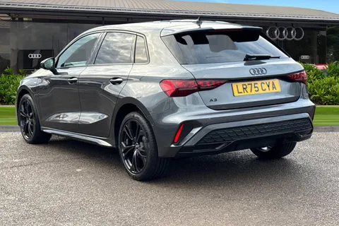 LR75CYA Audi A3 40 TFSI e Black Edition 5dr S Tronic Thumbnail #3