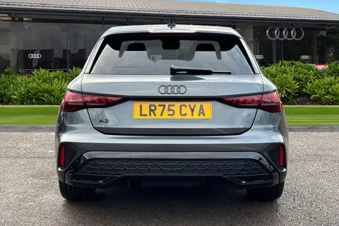 LR75CYA Audi A3 40 TFSI e Black Edition 5dr S Tronic Thumbnail #5