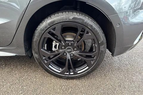 LR75CYA Audi A3 40 TFSI e Black Edition 5dr S Tronic Thumbnail #11