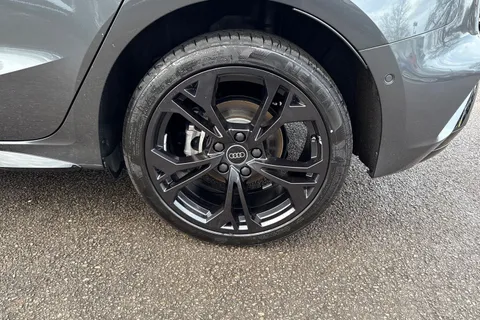 LR75CYA Audi A3 40 TFSI e Black Edition 5dr S Tronic Thumbnail #13