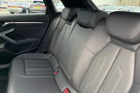 LR75CYA Audi A3 40 TFSI e Black Edition 5dr S Tronic Thumbnail #19