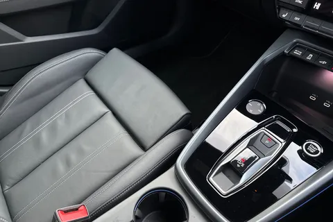 LR75CYA Audi A3 40 TFSI e Black Edition 5dr S Tronic Thumbnail #20