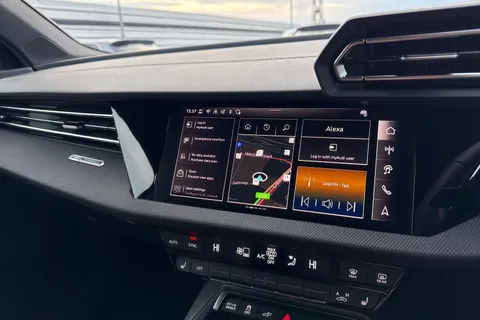 LR75CYA Audi A3 40 TFSI e Black Edition 5dr S Tronic Thumbnail #32