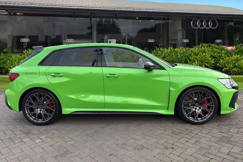 Audi RS 3 2.5 TFSI Carbon Black Sportback S Tronic quattro Euro 6 (s/s) 5dr Thumbnail #4