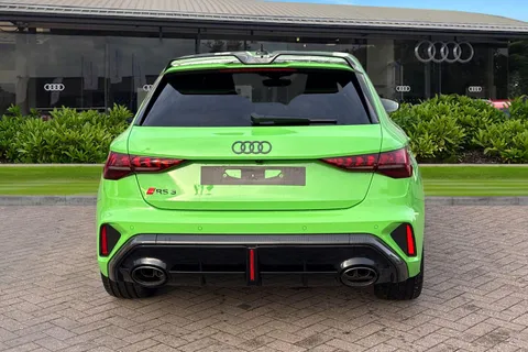 Audi RS 3 2.5 TFSI Carbon Black Sportback S Tronic quattro Euro 6 (s/s) 5dr Thumbnail #5