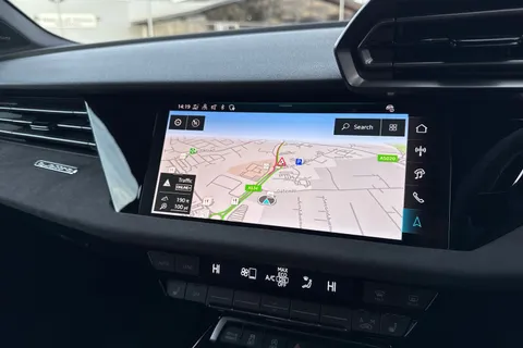 Audi RS 3 2.5 TFSI Sportback S Tronic quattro Euro 6 (s/s) 5dr Thumbnail #17