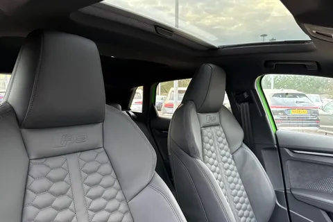 Audi RS 3 2.5 TFSI Carbon Black Sportback S Tronic quattro Euro 6 (s/s) 5dr Thumbnail #24