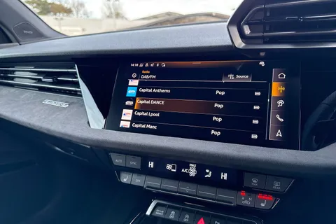 Audi RS 3 2.5 TFSI Sportback S Tronic quattro Euro 6 (s/s) 5dr Thumbnail #35