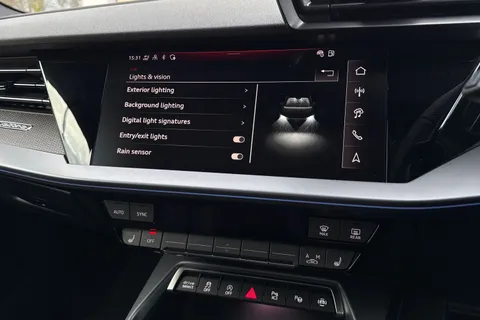 Audi RS 3 2.5 TFSI Carbon Black Sportback S Tronic quattro Euro 6 (s/s) 5dr Thumbnail #35