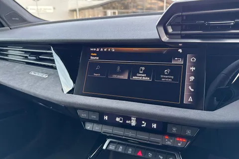 Audi RS 3 2.5 TFSI Sportback S Tronic quattro Euro 6 (s/s) 5dr Thumbnail #38