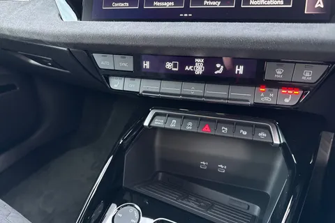 Audi RS 3 2.5 TFSI Sportback S Tronic quattro Euro 6 (s/s) 5dr Thumbnail #52