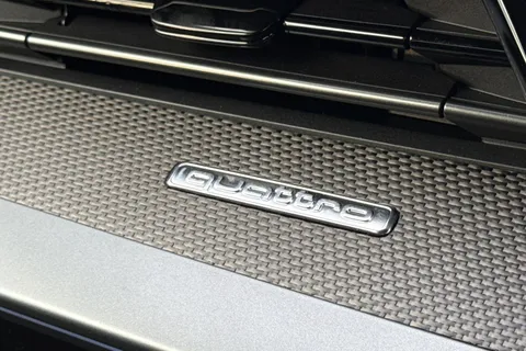 Audi RS 3 2.5 TFSI Carbon Black Sportback S Tronic quattro Euro 6 (s/s) 5dr Thumbnail #52