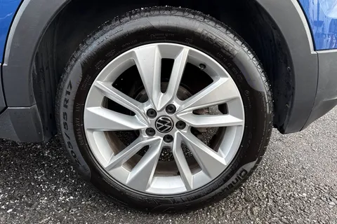 WN22YOA Volkswagen T-Cross 1.0 TSI SE Euro 6 (s/s) 5dr Thumbnail #11