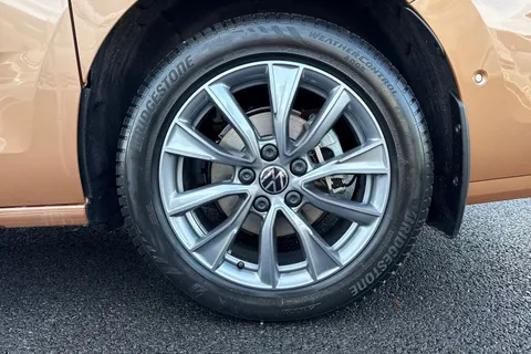 DF75XNT Volkswagen California Ocean T7 SWB 150 PS DSG - Massive Spec Thumbnail #11