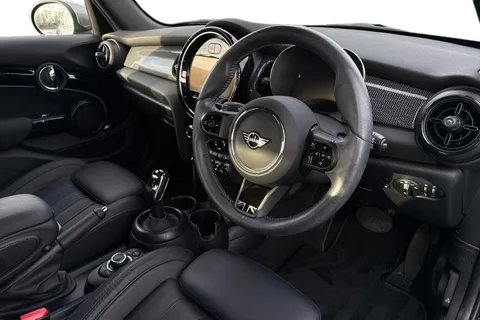 PK23ADZ Mini Hatch 1.5 Cooper Exclusive Steptronic Euro 6 (s/s) 5dr Thumbnail #14