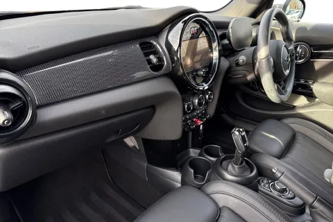 PK23ADZ Mini Hatch 1.5 Cooper Exclusive Steptronic Euro 6 (s/s) 5dr Thumbnail #15