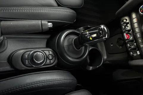 PK23ADZ Mini Hatch 1.5 Cooper Exclusive Steptronic Euro 6 (s/s) 5dr Thumbnail #23