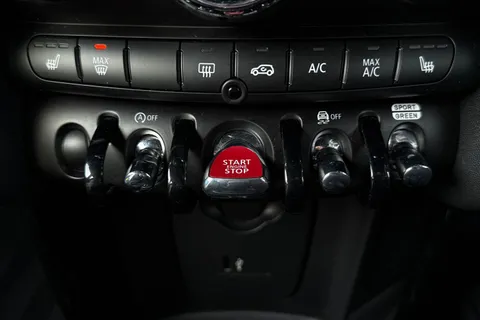 PK23ADZ Mini Hatch 1.5 Cooper Exclusive Steptronic Euro 6 (s/s) 5dr Thumbnail #32