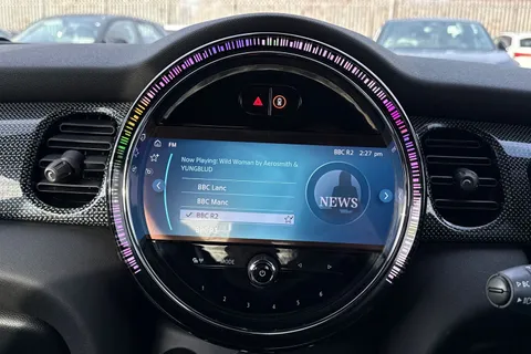 PK23ADZ Mini Hatch 1.5 Cooper Exclusive Steptronic Euro 6 (s/s) 5dr Thumbnail #38