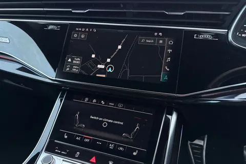 MM72FYN Audi Q8 Black Edition 55 TFSI quattro 340 PS tiptronic Thumbnail #17