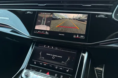 MM72FYN Audi Q8 Black Edition 55 TFSI quattro 340 PS tiptronic Thumbnail #45