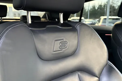 MM72FYN Audi Q8 Black Edition 55 TFSI quattro 340 PS tiptronic Thumbnail #58