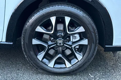YP74UHA Honda ZR-V 2.0 eHEV Advance 5dr CVT Thumbnail #12