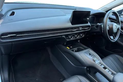 YP74UHA Honda ZR-V 2.0 eHEV Advance 5dr CVT Thumbnail #16