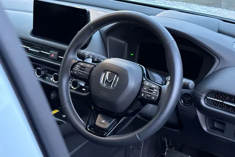 YP74UHA Honda ZR-V 2.0 eHEV Advance 5dr CVT Thumbnail #32