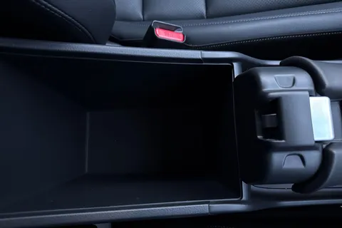 YP74UHA Honda ZR-V 2.0 eHEV Advance 5dr CVT Thumbnail #44