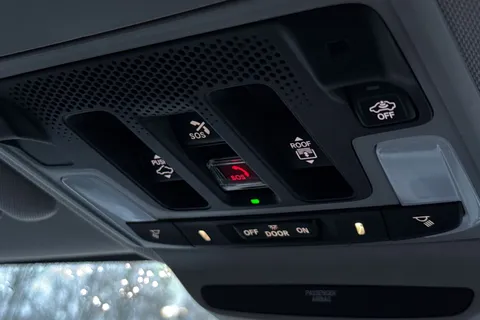 YP74UHA Honda ZR-V 2.0 eHEV Advance 5dr CVT Thumbnail #45