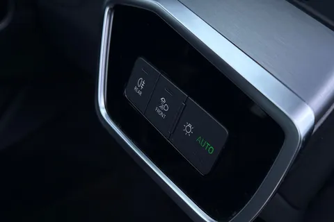 PY21NBG Audi A6 Saloon S line 50 TFSI e quattro 299 PS S tronic Thumbnail #45