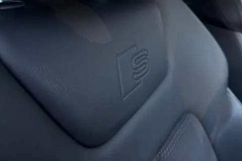 PY21NBG Audi A6 Saloon S line 50 TFSI e quattro 299 PS S tronic Thumbnail #48