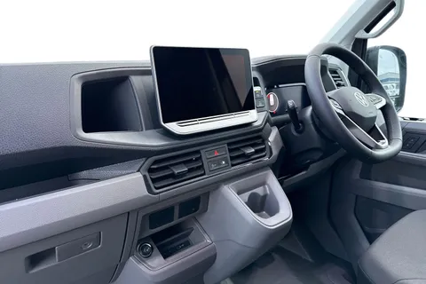 DC75LFP Volkswagen Crafter CR35 Panel van Commerce Plus MWB 140 PS 2.0 TDI 8sp Automatic FWD - Camera/ Thumbnail #14