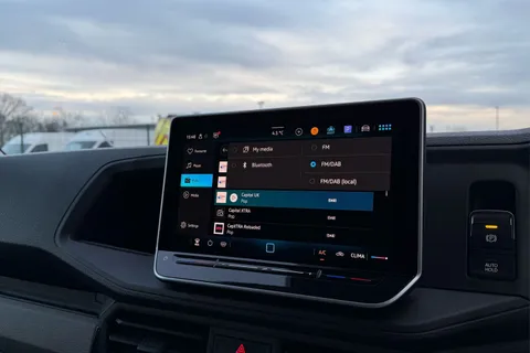 DC75LFP Volkswagen Crafter CR35 Panel van Commerce Plus MWB 140 PS 2.0 TDI 8sp Automatic FWD - Camera/ Thumbnail #51