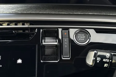 54 of 67 for PEUGEOT E-3008 73kWh GT Auto 5dr