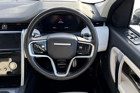 16 of 49 for Land Rover Discovery Sport 2.0 D200 R-Dynamic HSE 5dr