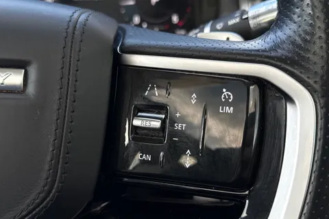 44 of 49 for Land Rover Discovery Sport 2.0 D200 R-Dynamic HSE 5dr