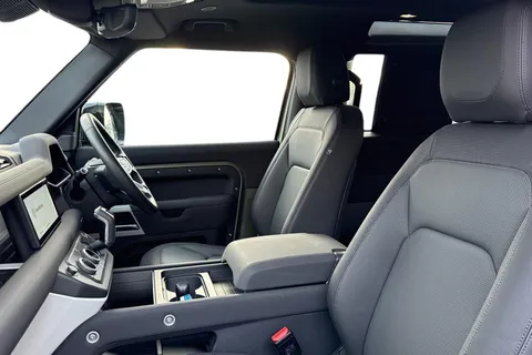 3 of 48 for Land Rover Defender 90 3.0 D250 MHEV X-Dynamic SE SUV 3dr Diesel Auto 4WD Euro 6 (s/s) (250 ps)