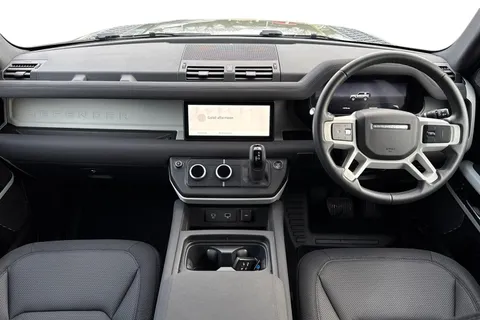 10 of 48 for Land Rover Defender 90 3.0 D250 MHEV X-Dynamic SE SUV 3dr Diesel Auto 4WD Euro 6 (s/s) (250 ps)