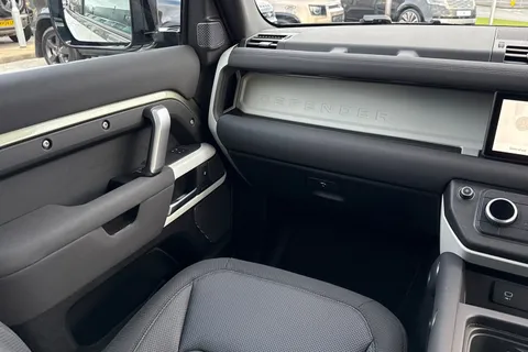 38 of 48 for Land Rover Defender 90 3.0 D250 MHEV X-Dynamic SE SUV 3dr Diesel Auto 4WD Euro 6 (s/s) (250 ps)