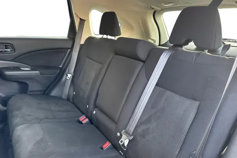 SA16ZUU Honda CR-V 2.0 i-VTEC SE Plus 5dr Auto Thumbnail #8