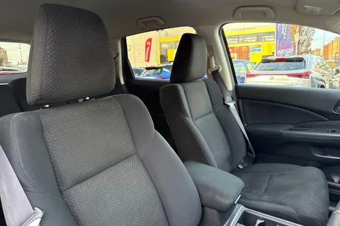 SA16ZUU Honda CR-V 2.0 i-VTEC SE Plus 5dr Auto Thumbnail #21