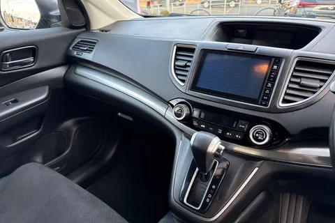 SA16ZUU Honda CR-V 2.0 i-VTEC SE Plus 5dr Auto Thumbnail #31